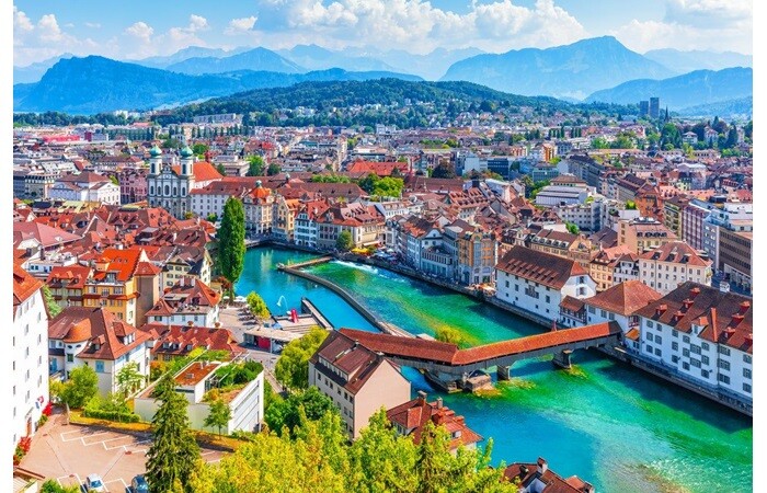 İsviçre'ye Mobilya Gönderimi