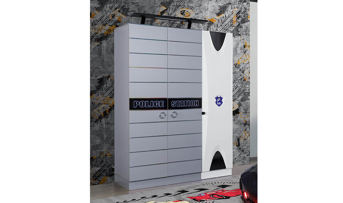 Police 3 Kapılı Gardırop